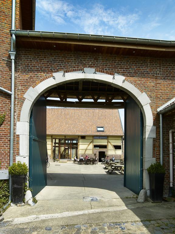 B&B 'T Maanhof Gingelom Exterior foto